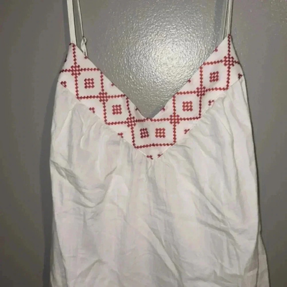 Ava & Viv Women's Plus Size Woven Swing V-Neck Top - Picture 4 of 8